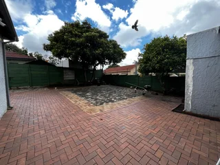 Prime Commercial Space for Sale - 31 1st Avenue, Dunvegan