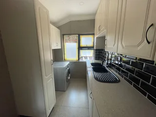 Prime Office Space to Let - 11 Bartlett Road, Beyers Park, Boksburg