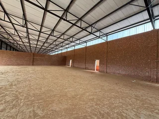 Retail Space to Let - 6 Ontdekkers Road, Roodepoort