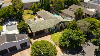 4 Bedroom Gem in Eversdal