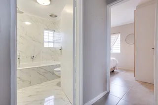 Cosy three bedroom townhouse to rent in Oudewesthof