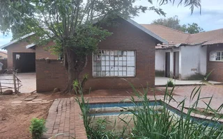 Fixer-Upper with Incredible Potential, FOR SALE