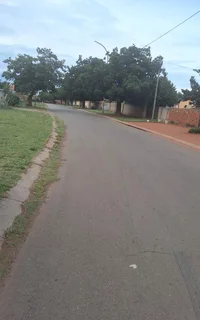 Fixer-Upper with Incredible Potential, FOR SALE