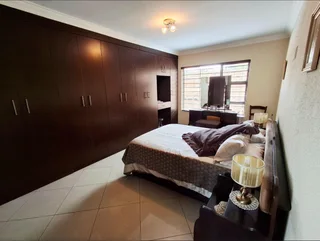 Neat 3-Bedroom Cluster – Secure, Stylish &amp; Convenient