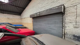 Mini Unit TO LET in Jet Park