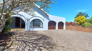 Family home with a pool and entertainment area