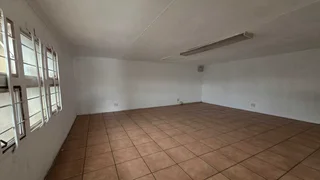 Mini Unit TO LET in Jet Park