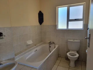 Spacious Family Home in Prime Location Beacon Bay