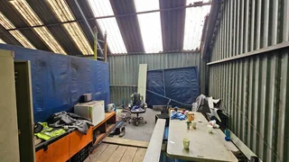 Mini Warehouse To Let Epping