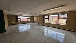 Free standing property with large yard TO LET in Aderbolt/Benoni