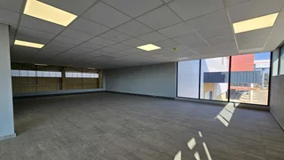Showroom space available To Let with exposure on the R24 in Meadowdale.