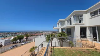 House For Sale in Hartenbos Heuwels, Hartenbos