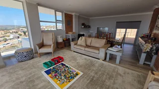 House For Sale in Hartenbos Heuwels, Hartenbos