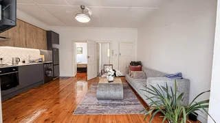 A Sun-Filled Top-Floor Gem in the Heart of Green Point!