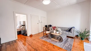 A Sun-Filled Top-Floor Gem in the Heart of Green Point!