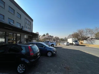 Silvercrest Shopping Centre | Prime Office Space to Let in Silvamonte