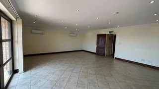 700 Square Meter Office unit to let in the business hub, Highveld