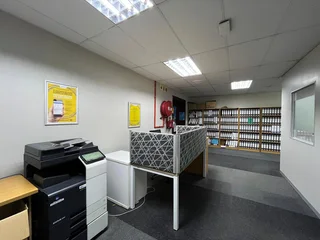 First Floor A-Grade Office To Let in Golf View Office Park