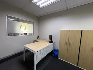 First Floor A-Grade Office To Let in Golf View Office Park