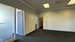 308 Square Meter Commercial unit to let in Highveld with proximity to highway