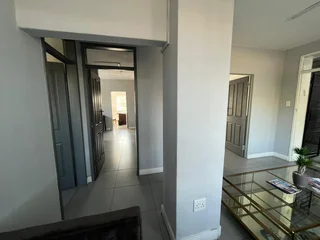 Silvercrest Shopping Centre | Prime Office Space to Let in Silvamonte