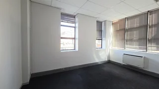 160 Square Meter Commercial unit to let on Witch-Hazel Avenue in Highveld