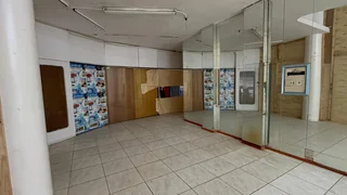 400m² Showroom To Let – Arcadia – Ground-Floor Visibility &amp; Modern Features