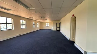 700 Square Meter Office unit to let in the business hub, Highveld