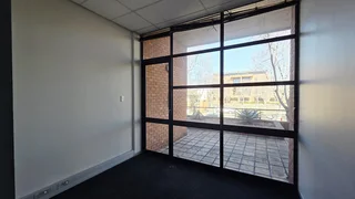 160 Square Meter Commercial unit to let on Witch-Hazel Avenue in Highveld