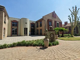 51m² Office To Let – Menlyn – Serene Office Park With Well-Maintained Gardens