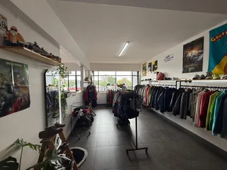 Prime Retail Space to Let - 18 Gleneagles Road, Greenside