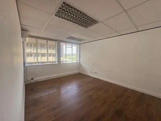 Prime Office Space to Let - Hyde Park Corner Offices, Hyde Park, Sandton