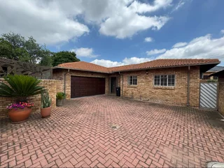 Exclusive Cluster Living in New Redruth – No Levies