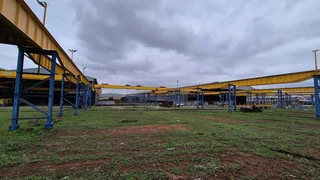 C10 - 3,775sqm Yard with Gantry Cranes