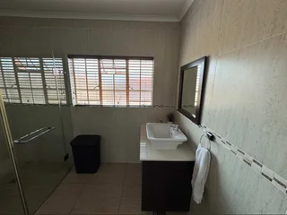 Exclusive Cluster Living in New Redruth – No Levies