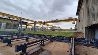 C10 - 3,775sqm Yard with Gantry Cranes
