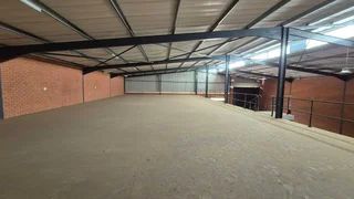 Unit 4 - 1392sqm To Let in Aeroton