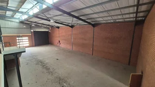 Unit 4 - 1392sqm To Let in Aeroton