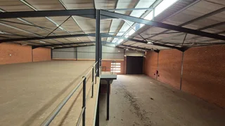 Unit 4 - 1392sqm To Let in Aeroton