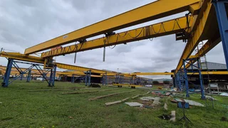 C11 -2,235sqm Factory with Cranes To Let - Roodekop