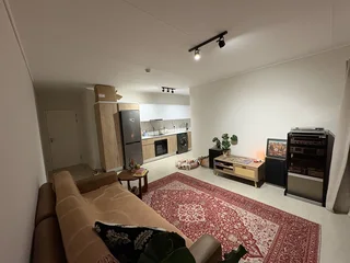 Secure 1-bedroom Apartment In Dorothea Drive