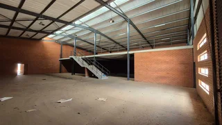 Unit 4 - 1392sqm To Let in Aeroton