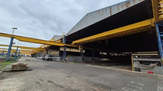 C13 - 2,500sqm Factory To Let with cranes - Roodekop