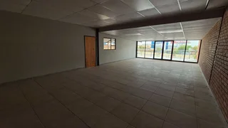 Unit 4 - 1392sqm To Let in Aeroton