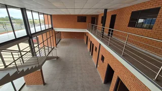 Unit 4 - 1392sqm To Let in Aeroton