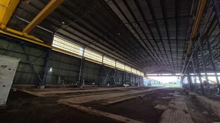 C13 - 2,500sqm Factory To Let with cranes - Roodekop