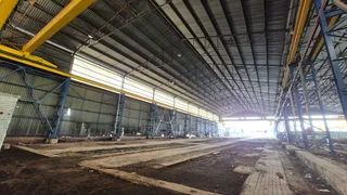 C13 - 2,500sqm Factory To Let with cranes - Roodekop