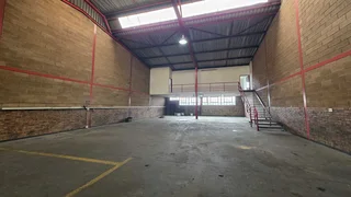 Mini factory TO LET in Elandsfontein of 345sqm