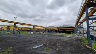 C13 - 2,500sqm Factory To Let with cranes - Roodekop