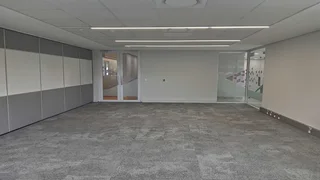 667m² Office to let Woodmead